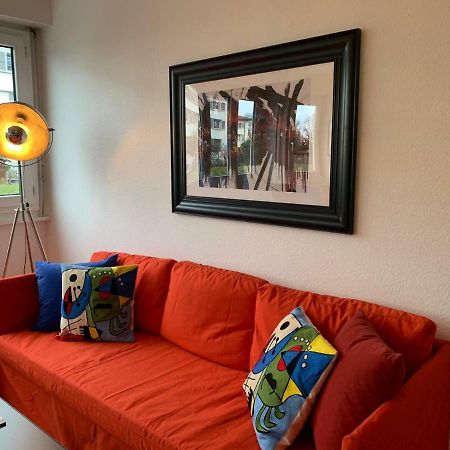 Geneva Cosy Apartment Luaran gambar